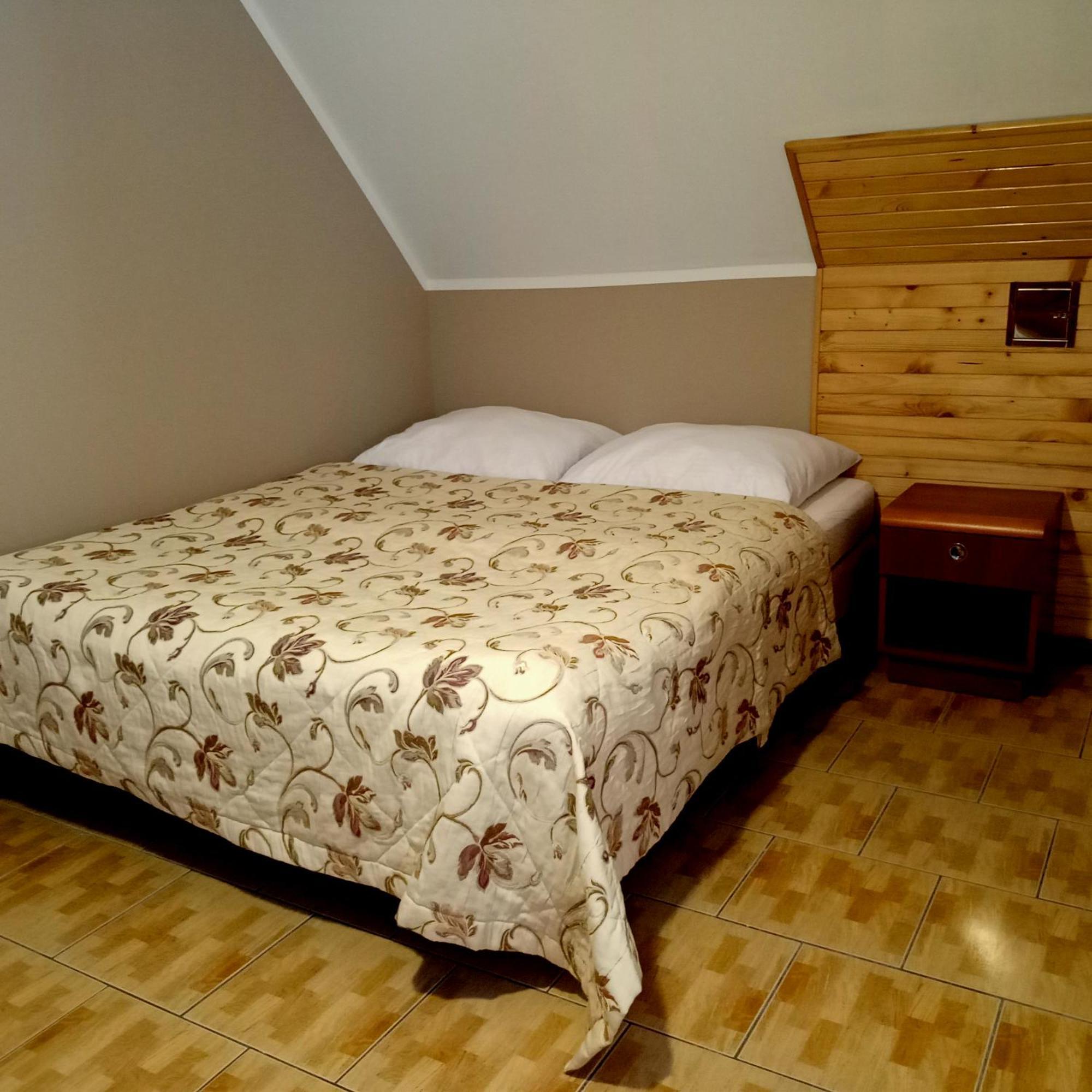 Duży pokój dwuosobowy